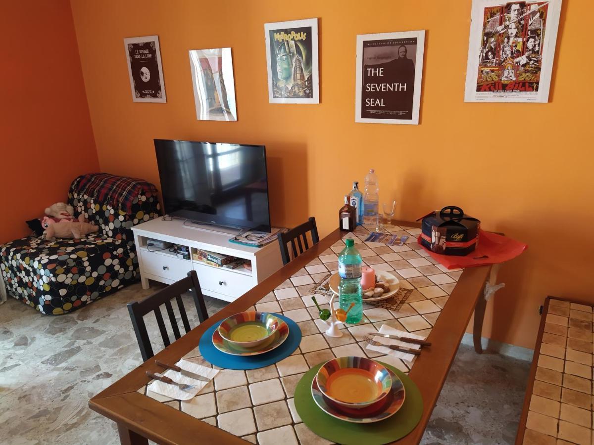 Vesuvio Corner - Spacious And Colorful Apartment In San Giorgio, Very Close To Napoli, Ideal For Families And Groups, Close To Pompeii, Sorrento... San Giorgio a Cremano Eksteriør billede