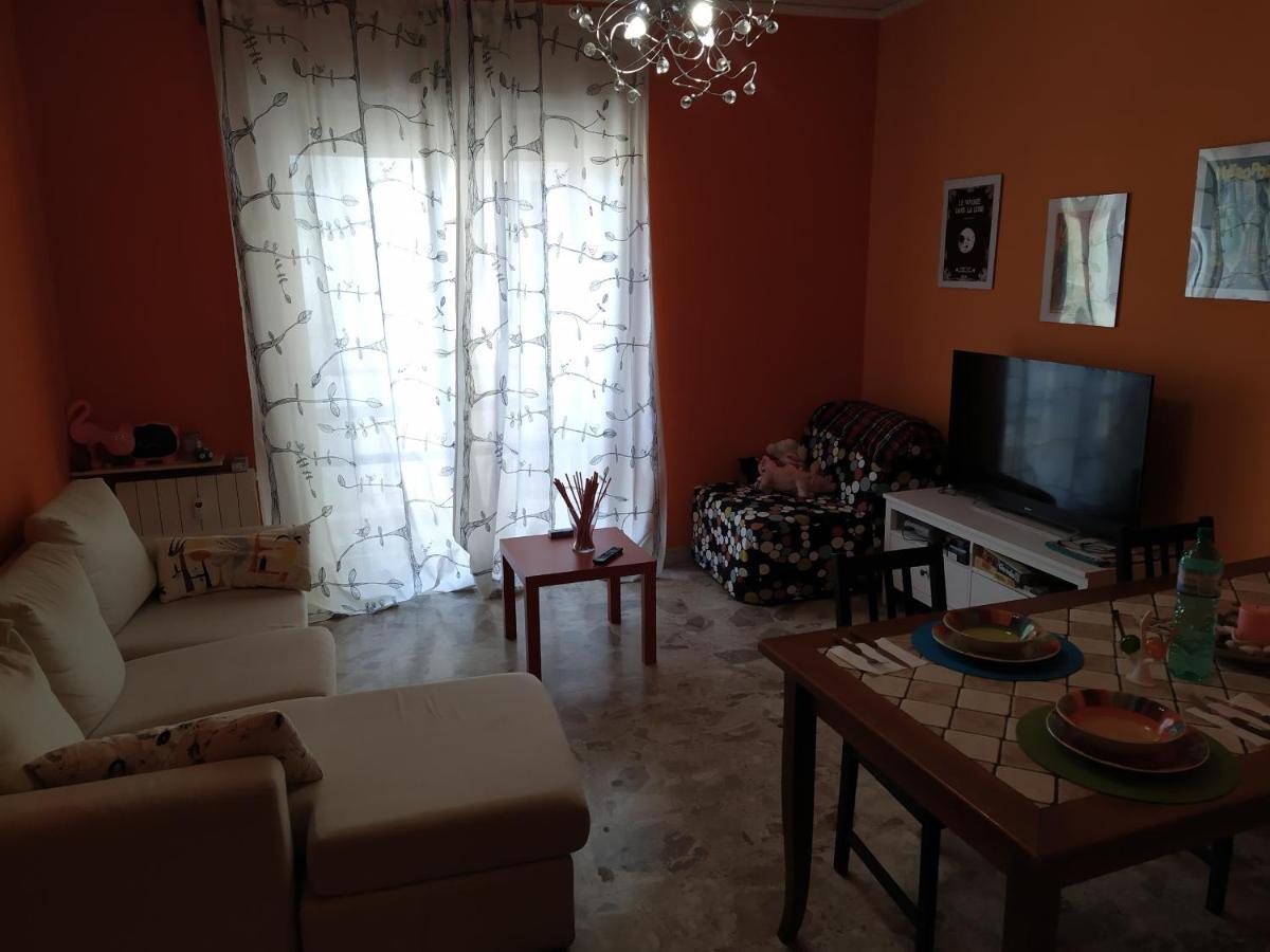 Vesuvio Corner - Spacious And Colorful Apartment In San Giorgio, Very Close To Napoli, Ideal For Families And Groups, Close To Pompeii, Sorrento... San Giorgio a Cremano Eksteriør billede